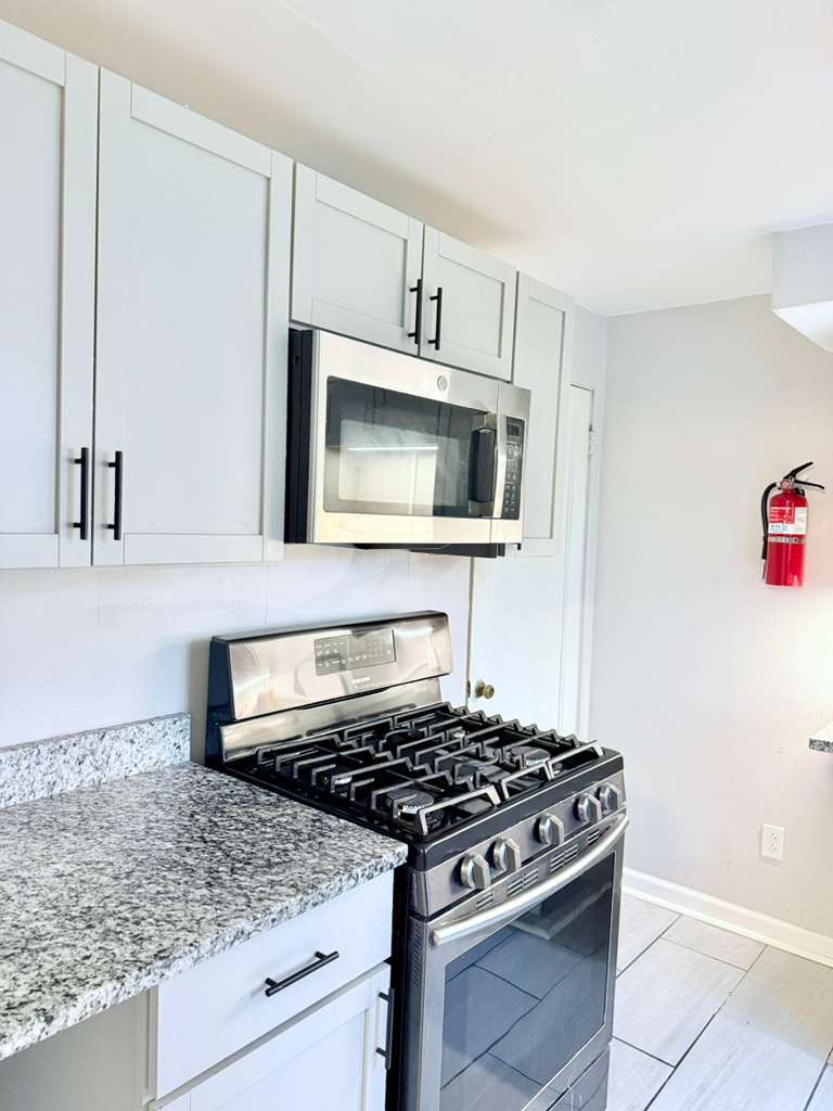 Building Photo - 8181 Chaske St