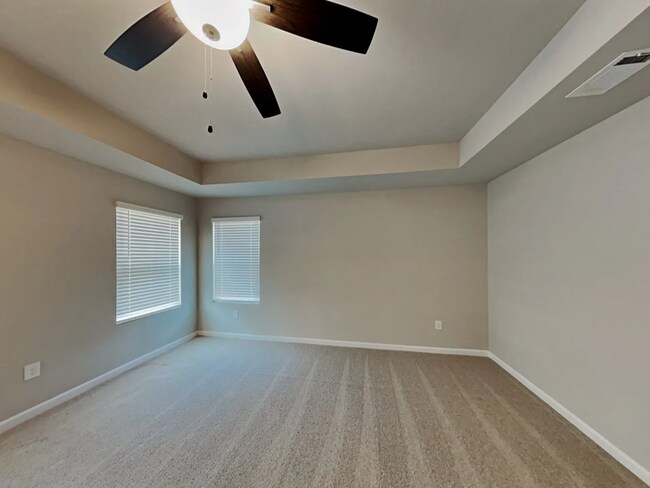 Building Photo - MOVE IN BY 5/24 AND RECEIVE JUNE RENT FREE!