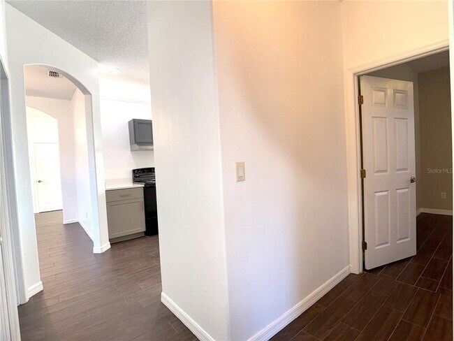 Building Photo - 14701 Timucua Pl