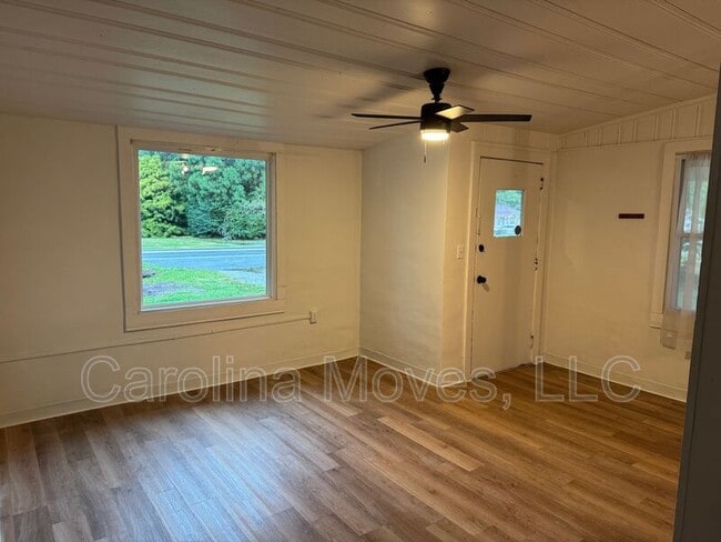 Building Photo - 203 Brushy Creek Rd