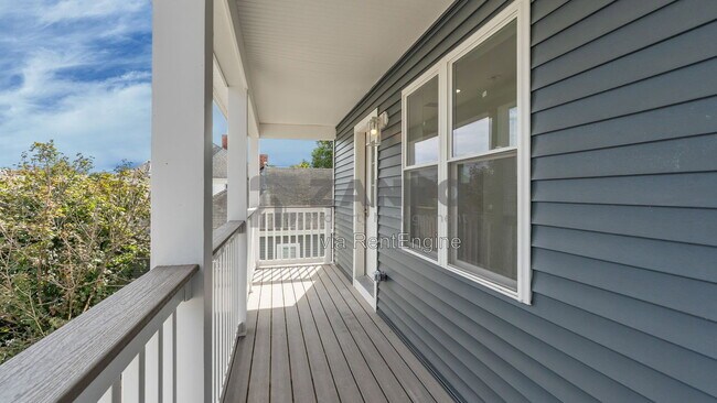 Building Photo - 76 Bouvier Ave