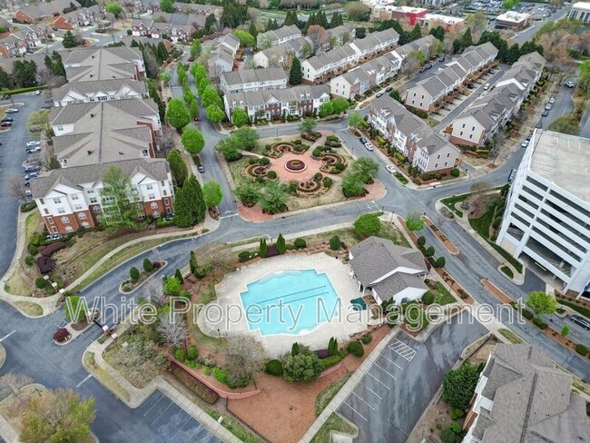Building Photo - 15011 Santa Lucia Dr