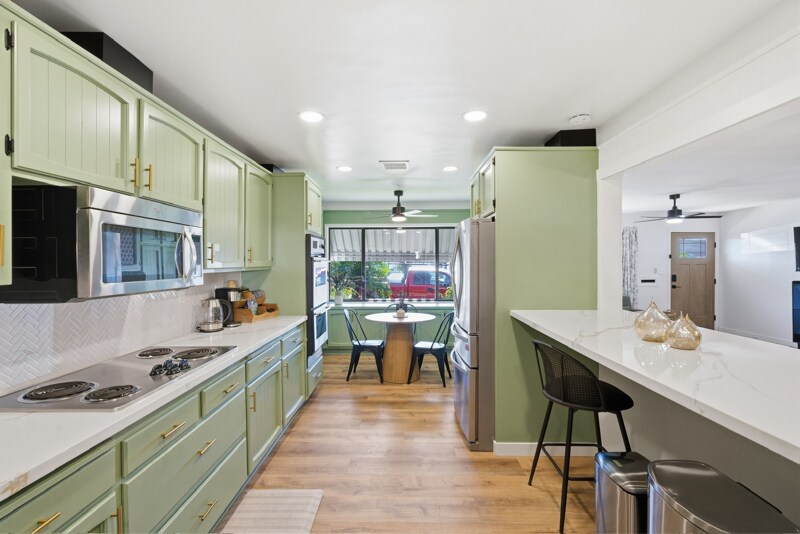 Building Photo - 8642 Macawa Ave