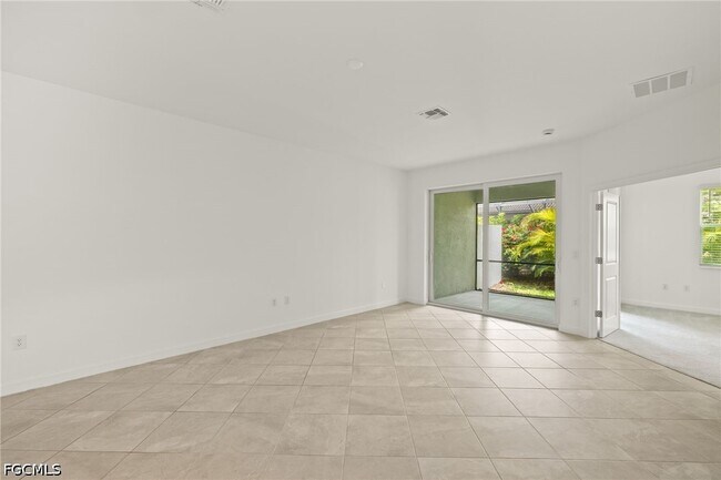 Building Photo - 9077 Leatherwood Loop