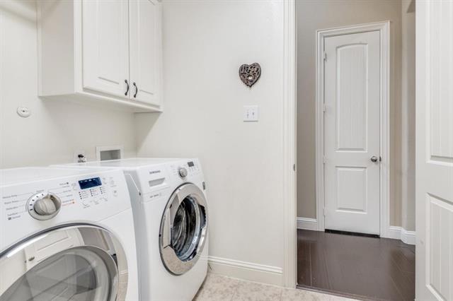 Building Photo - 7219 Comal Dr