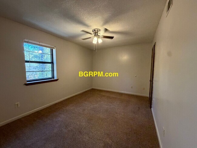 Building Photo - 1804 Bobbitt Ln
