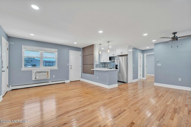 Building Photo - 75 Wharfside Dr