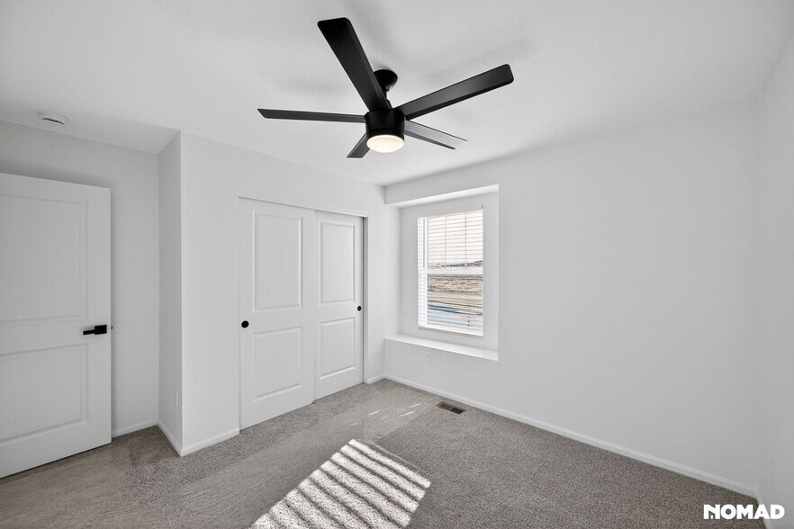 Building Photo - 5210 N Denali Blvd