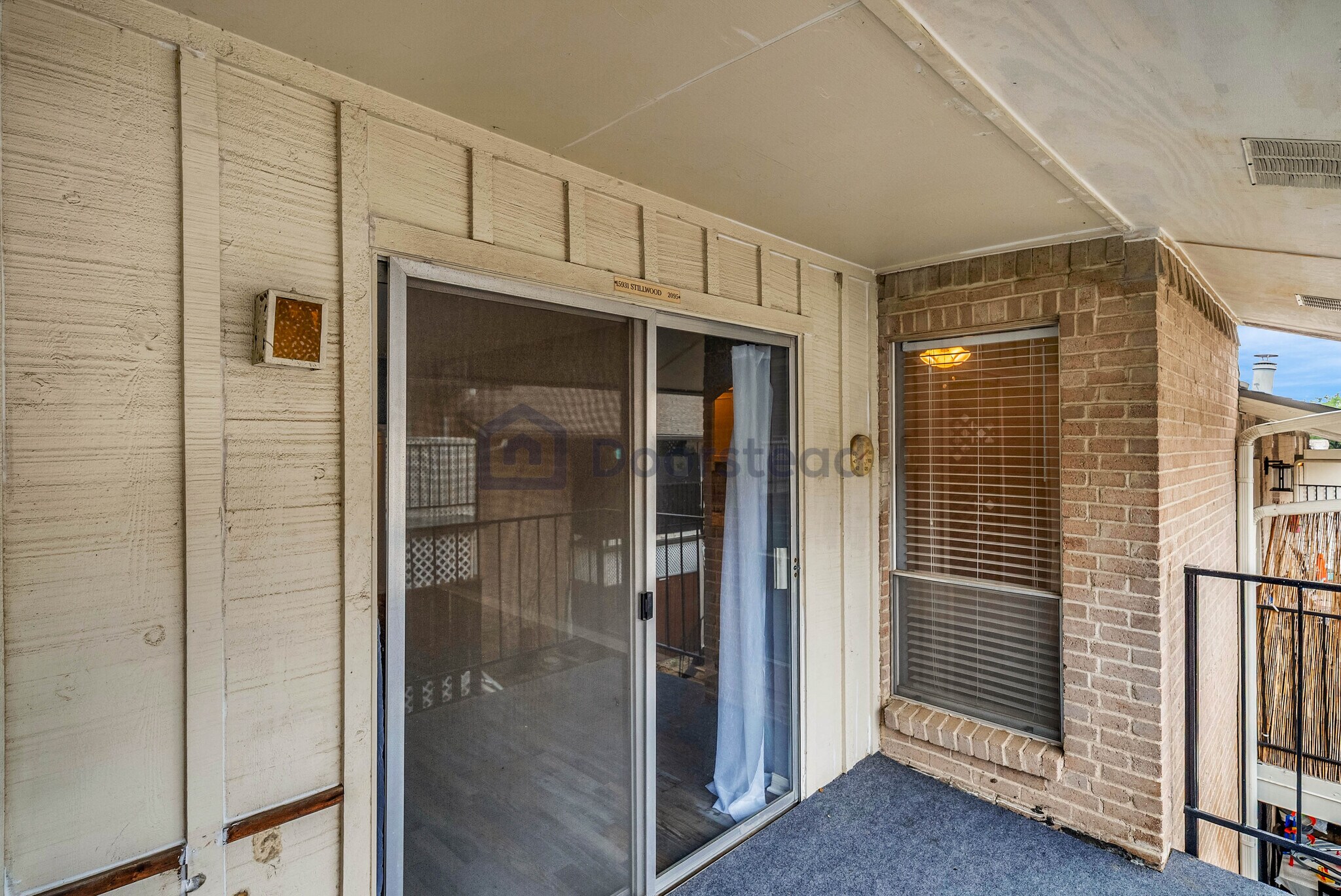 Building Photo - 15931 Stillwood St