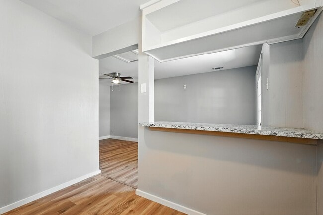 Building Photo - 5107 Durango Dr