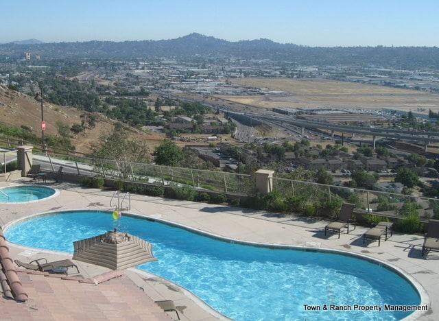 Building Photo - 3 br 31/2 ba North Star @ Sky Ranch