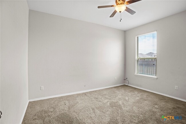 Building Photo - 1203 Daffodil Dr