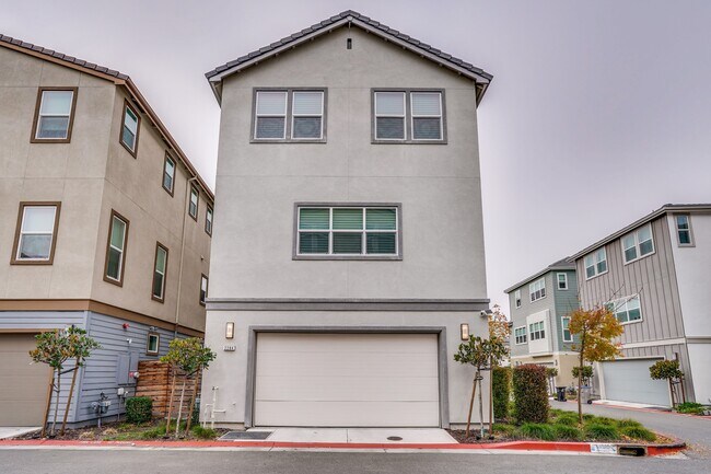 Building Photo - 2284 Solace Loop