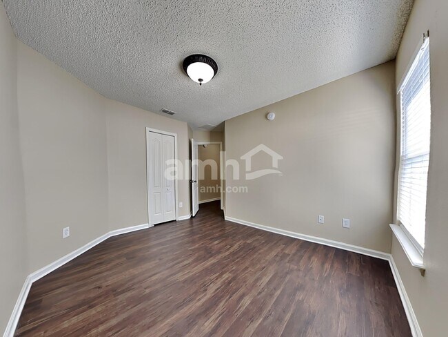 Building Photo - 2878 Spoonbill Trl