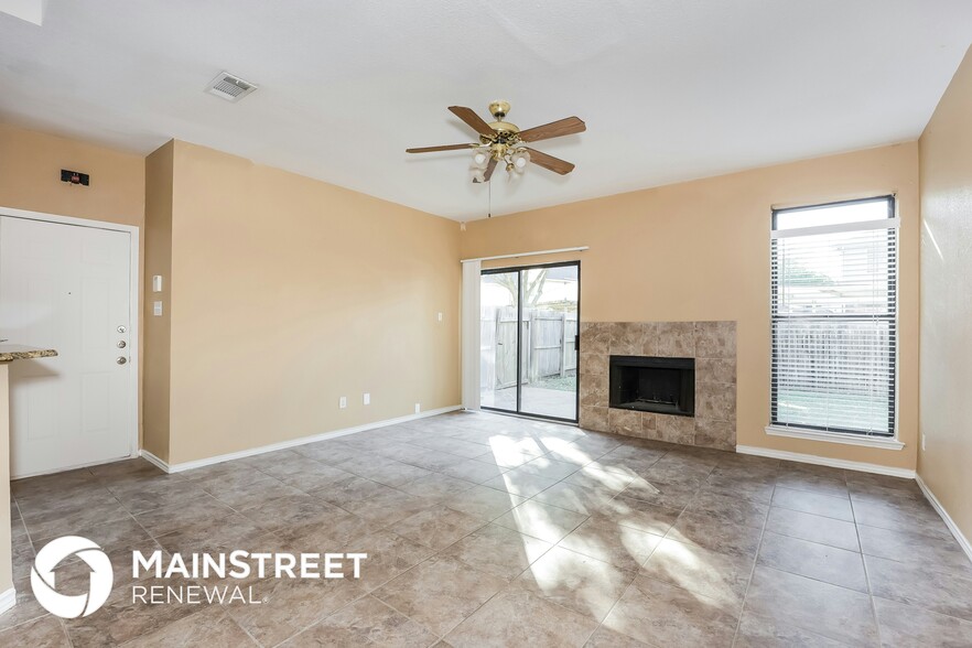 Building Photo - 1535 Allen Dr