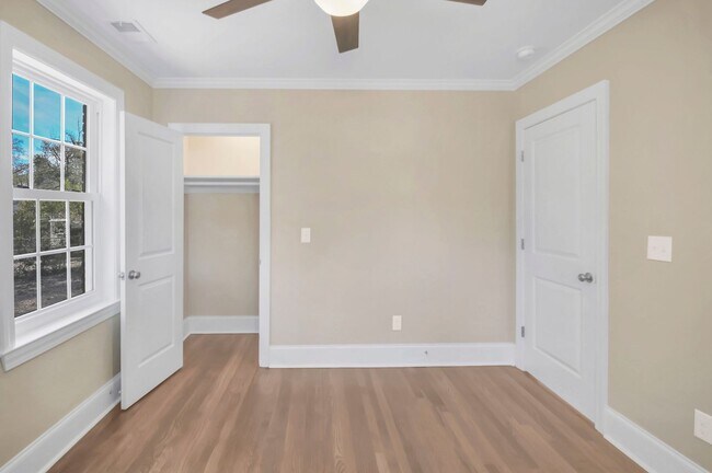 Building Photo - Renovated home in Forest Acres for rent!