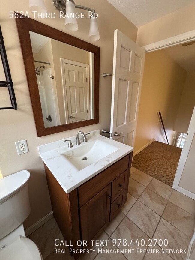 Building Photo - 562A Third Range Rd