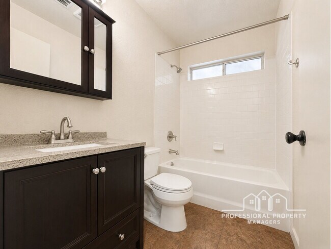 Building Photo - “Cozy 3-Bedroom, 2-Bathroom Home in Desert Oasis”