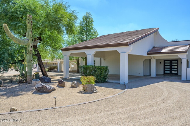 Building Photo - 11212 N Sundown Dr