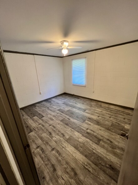 Building Photo - 3504 Cole Ave