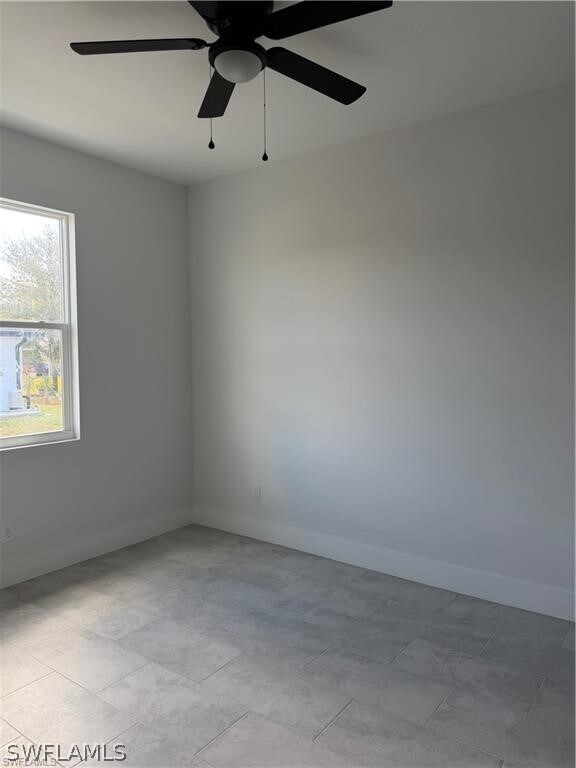 Building Photo - 1711 W 12th St