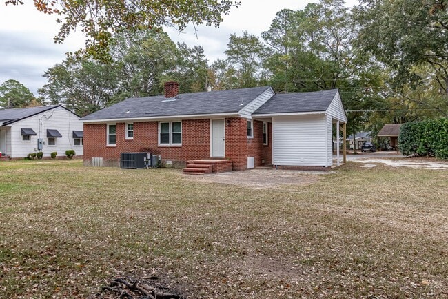 Building Photo - 3 BR | 1 BA Brick Home in Goldsboro *less than 2 miles from SJAFB!