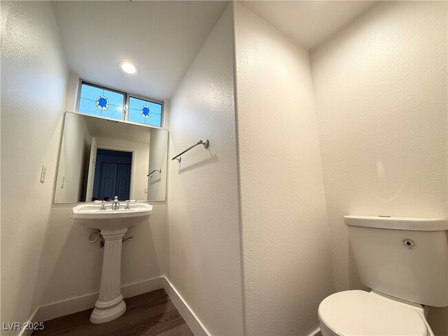 Building Photo - 4394 Golden Ring Ln