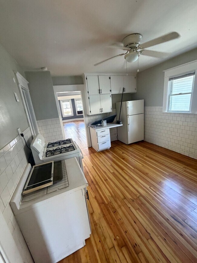 Building Photo - 205 Vley Rd