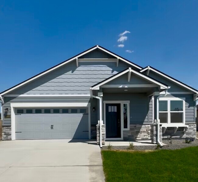 Primary Photo - 13490 N Grand Targhee St