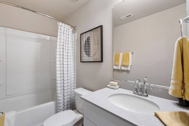 Building Photo - 6543 Doan Dr NW