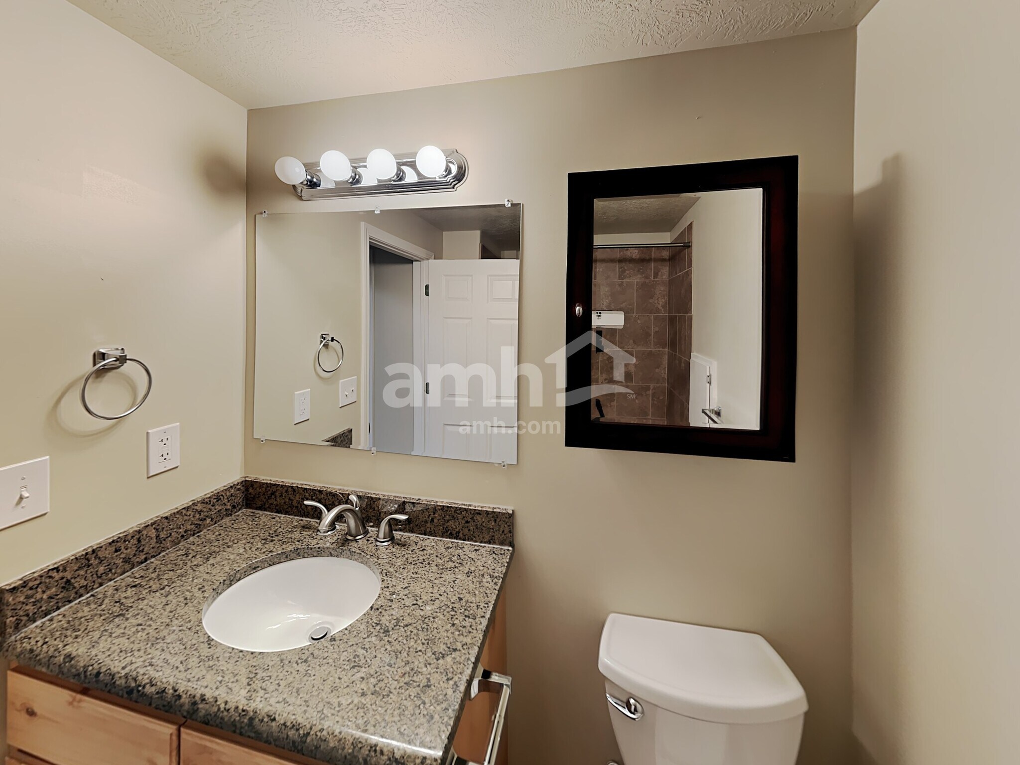 Building Photo - 6254 W Sarah Cir