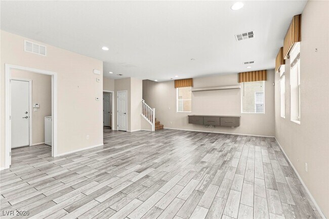 Building Photo - 713 Tall Arrow Ave