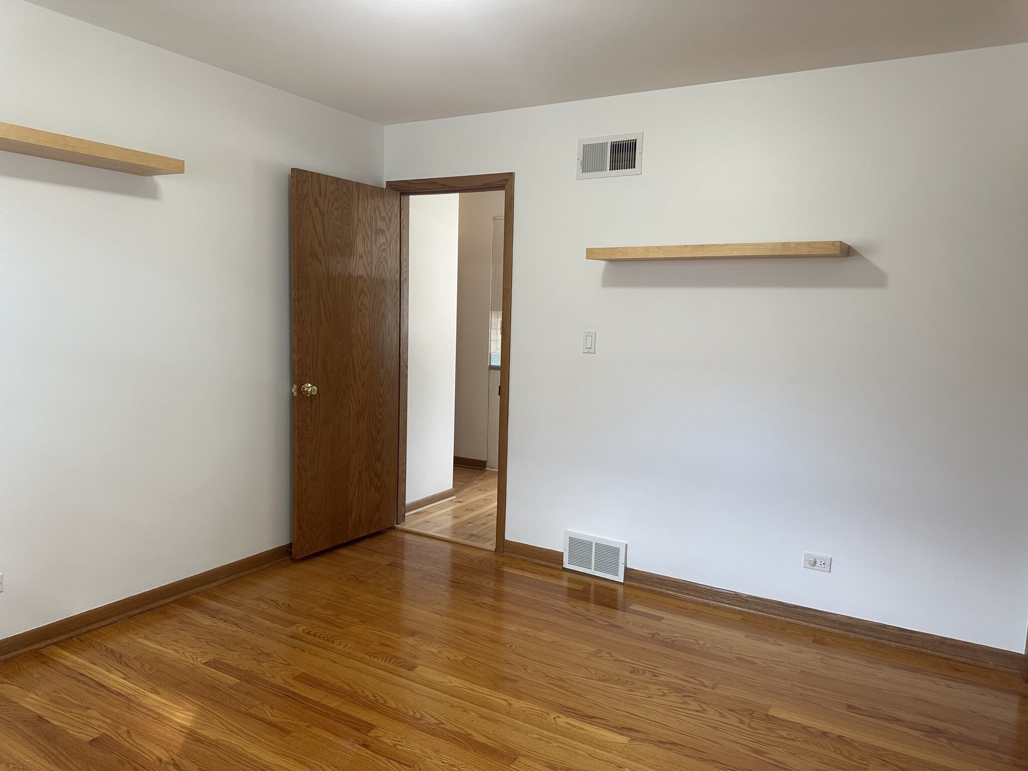 Bedroom 2 - 1336 N Northwest Hwy