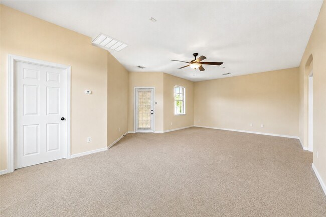 Building Photo - 17415 Elverson Oaks Dr