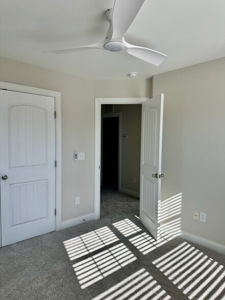 Spare Bedroom - 7637 Weathered Oak Way