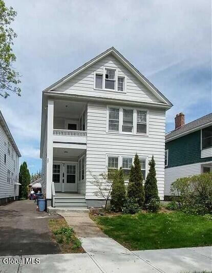 Primary Photo - 7 Edison Ave