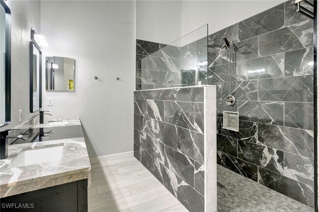 Building Photo - 12843 Fox Hollow Cir
