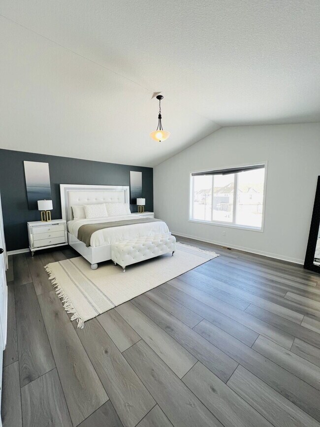 Building Photo - Newer Development Home Spacious 4-Bedroom 3 Bathroom Single Family Home with Finished Basement in...