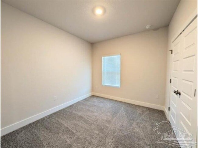 Building Photo - 9907 Starling Dr