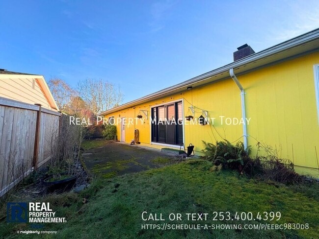 Building Photo - 1748 N Narrows Dr