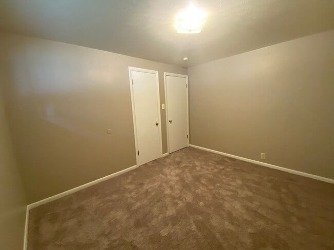 Building Photo - 1840 Homer Dr