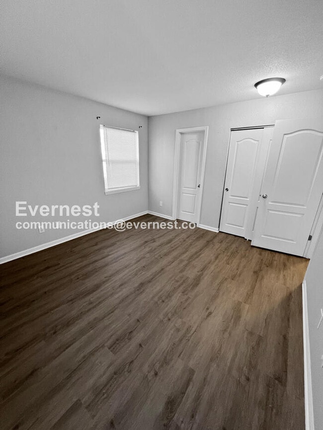 Building Photo - 13033 S Cardiff St