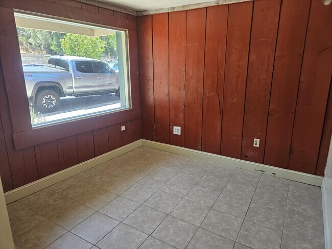 Building Photo - Jamestown Commercial Space