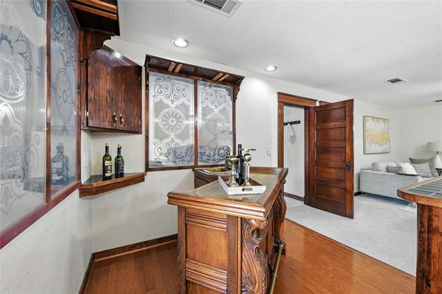 Building Photo - 1323 Dublin St