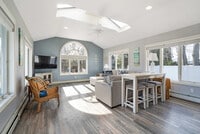 Building Photo - 18 Maryland Blvd