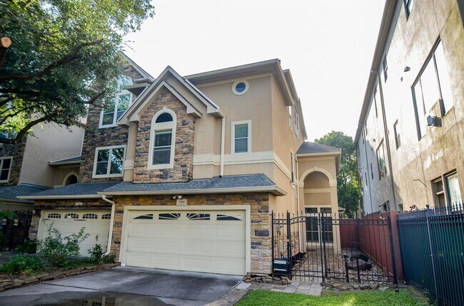 Building Photo - 1220 Birdsall St