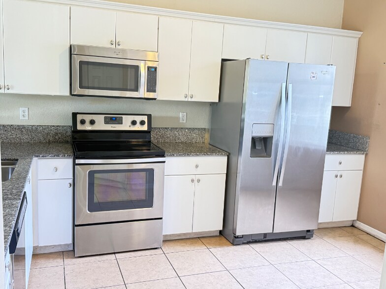 Building Photo - 9084 SW 153rd Ct