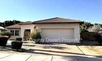 Building Photo - 74594 Moss Rose Dr