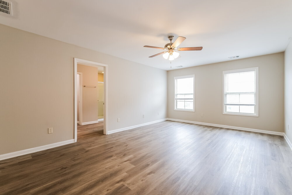 Building Photo - 538 Jadetree Ln