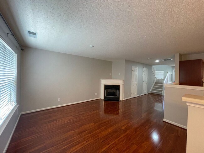 Building Photo - 5623 Fellowship Dr